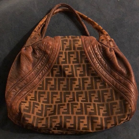 ❤️ Fendi Zucca Spy Bag ❤️ - Picture 5 of 8